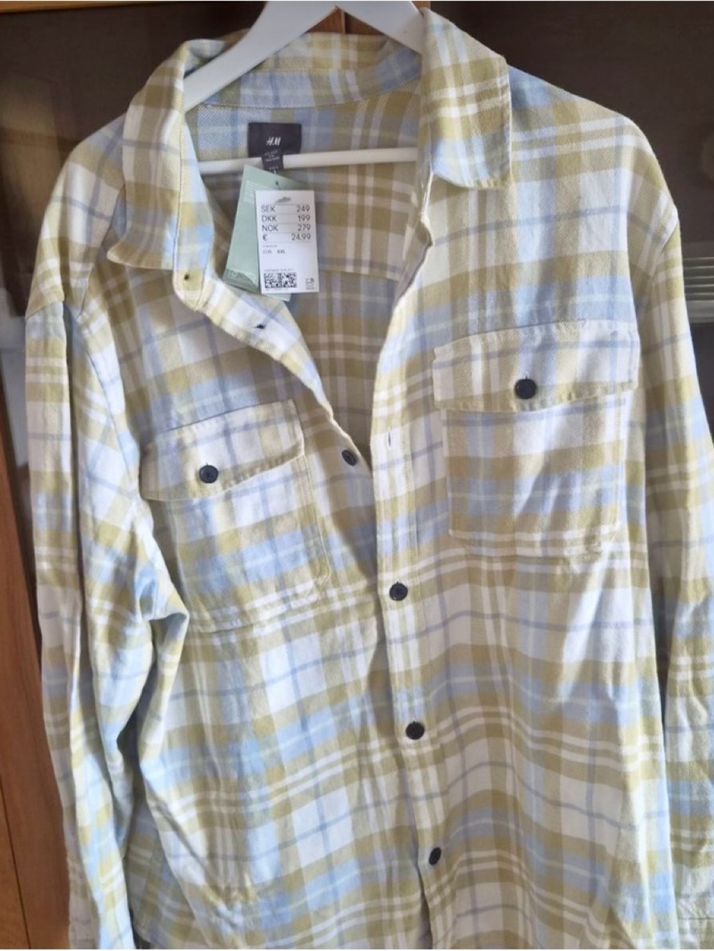H&M Men's Yellow and Light Blue Plaid Button-Down Shirt